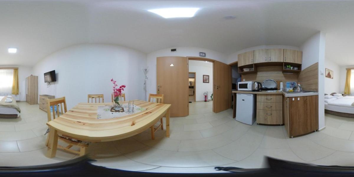 Juniperus Apartman Tiszaújváros Zewnętrze zdjęcie